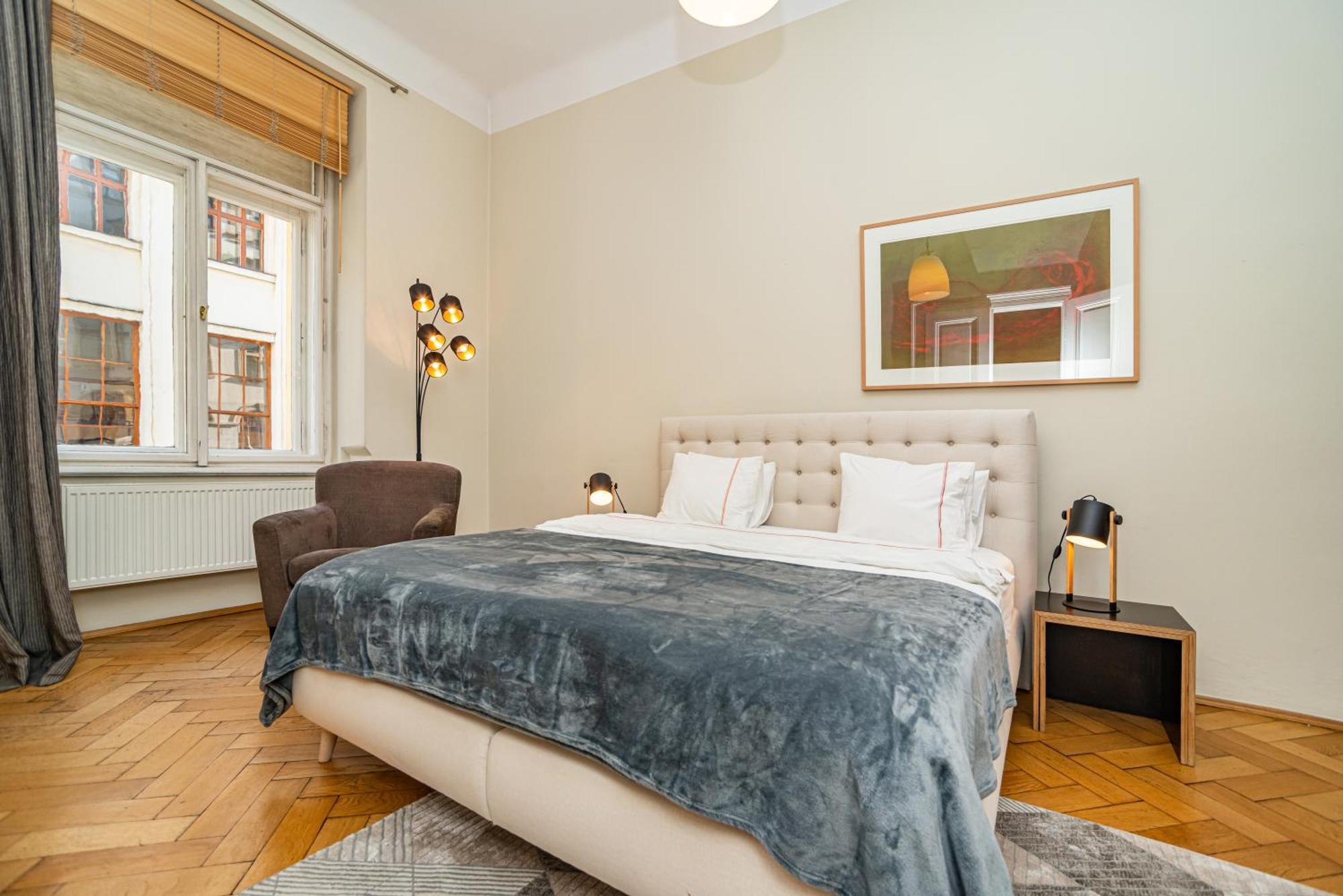 Large And Modern Apartment In The Heart Of Praha Exteriér fotografie