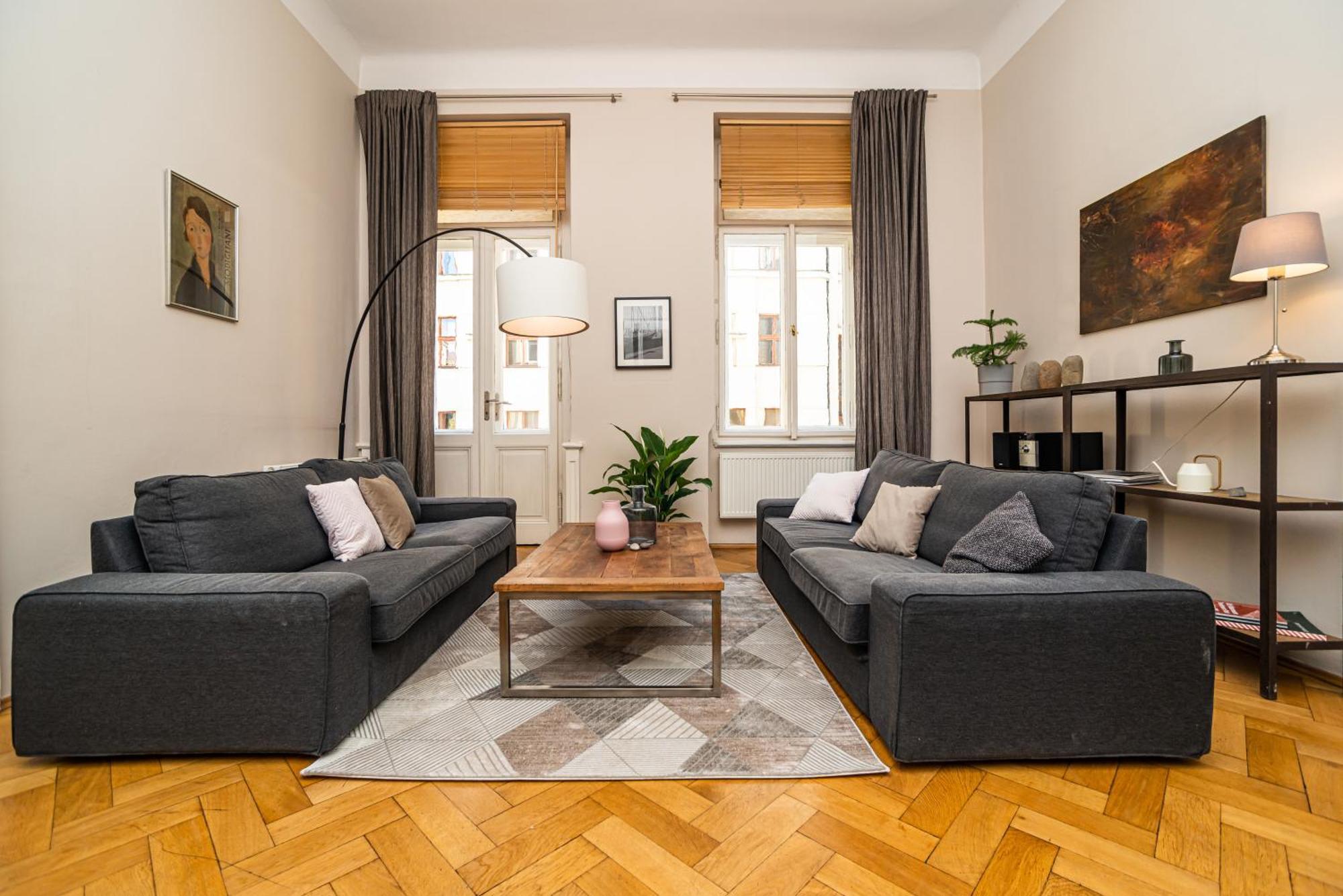Large And Modern Apartment In The Heart Of Praha Exteriér fotografie